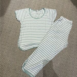 Lake Pajamas Short Sleeve, Cropped Pants Set